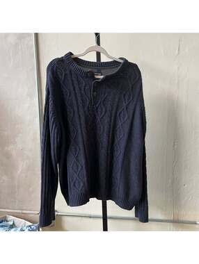 Men’s Sweater (XL)